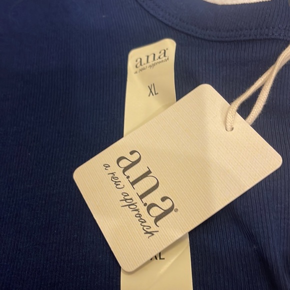 NWT A.N.A. Extra large royal blue ribbed tank top - Picture 4 of 4